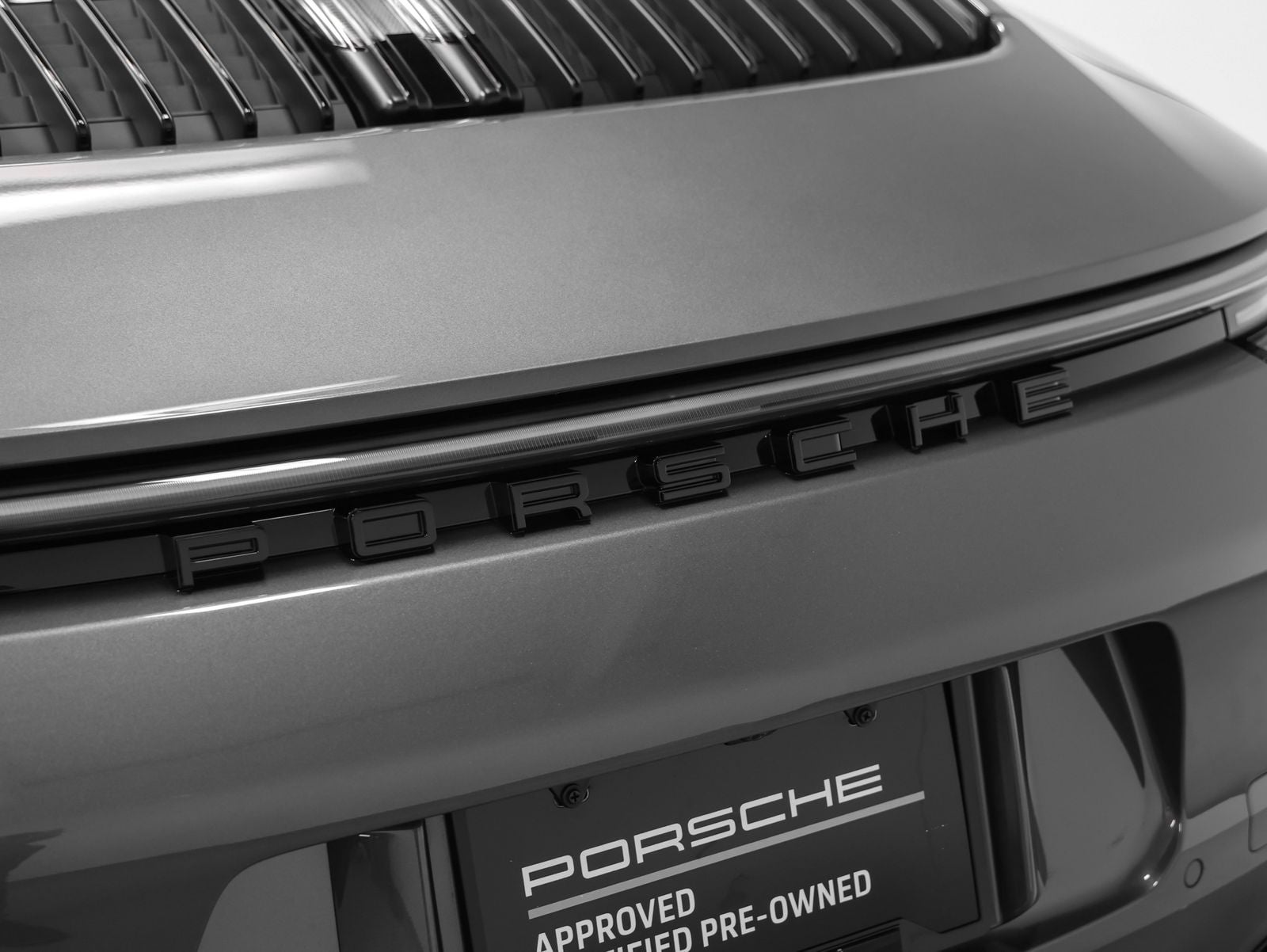 2022 Porsche 911 Carrera 4 GTS