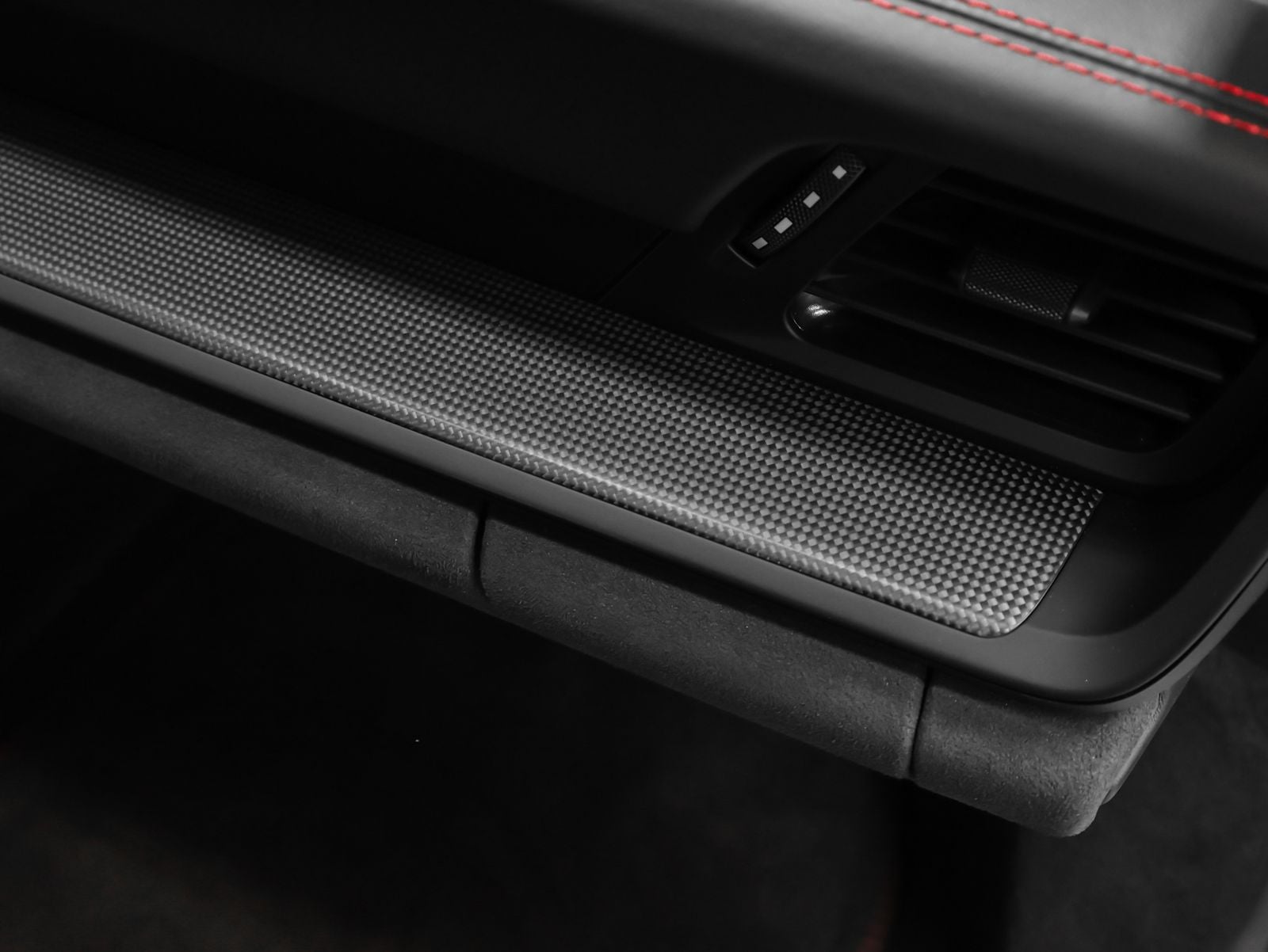 2022 Porsche 911 Carrera 4 GTS