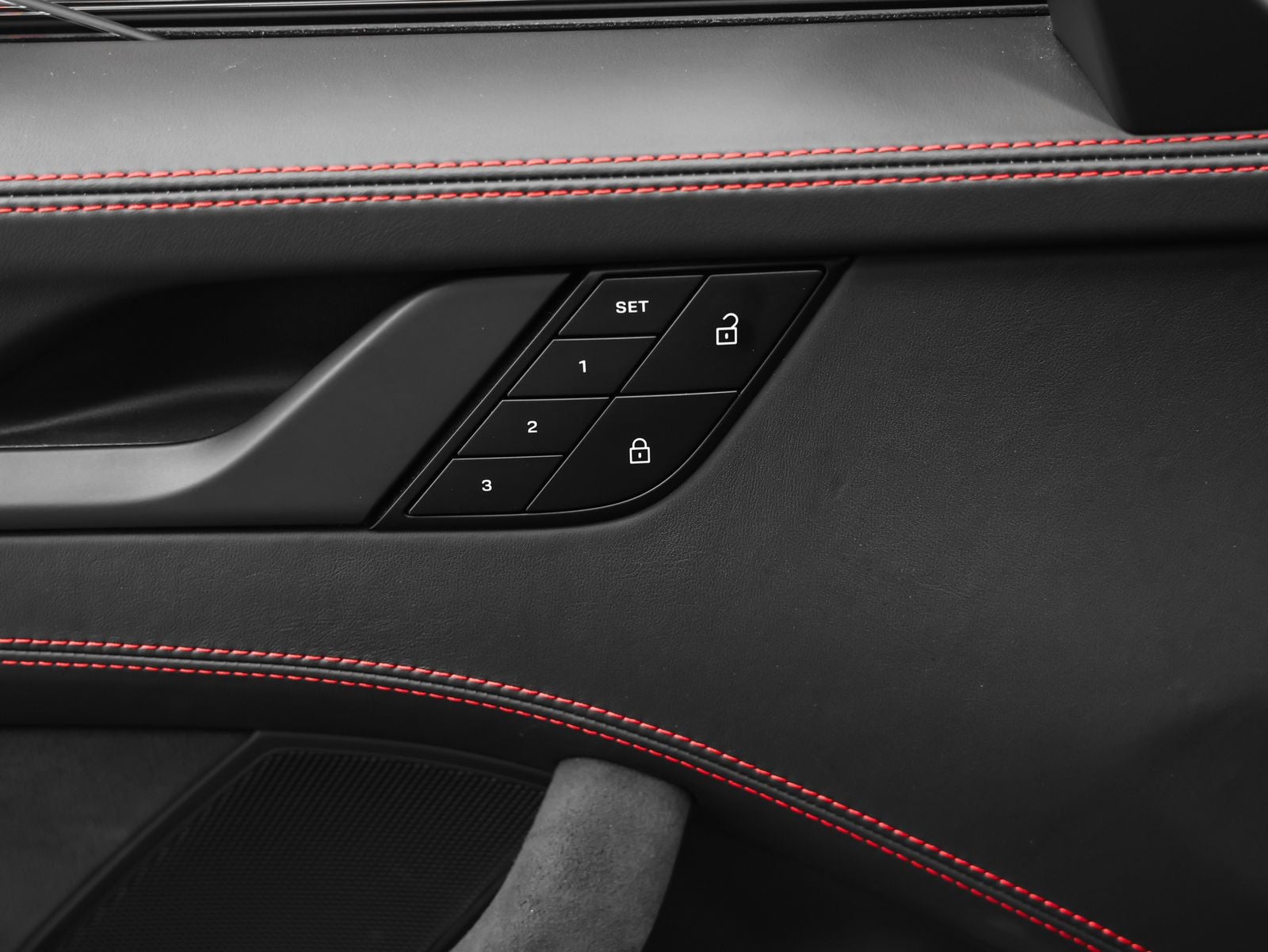 2022 Porsche 911 Carrera 4 GTS
