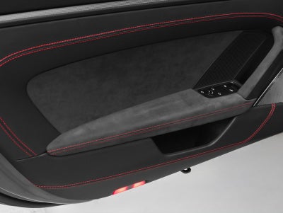 2022 Porsche 911 Carrera 4 GTS
