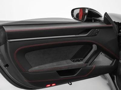 2022 Porsche 911 Carrera 4 GTS
