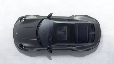 2022 Porsche 911 Carrera 4 GTS