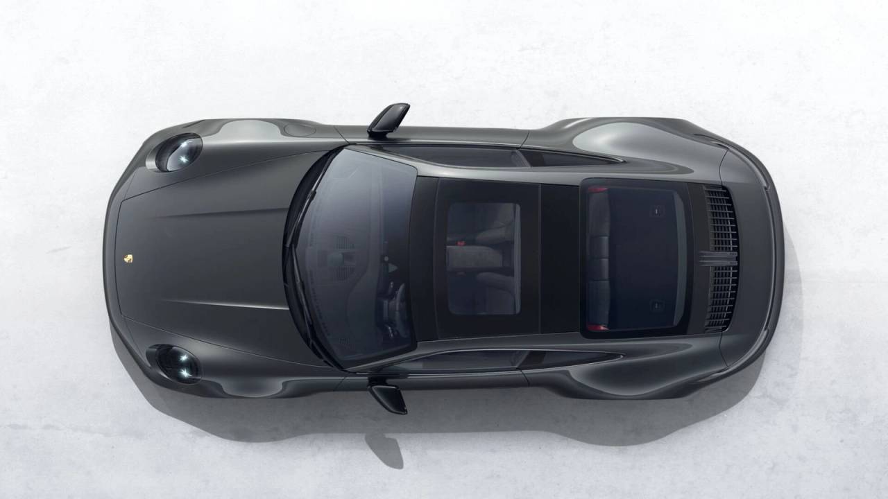 2022 Porsche 911 Carrera 4 GTS