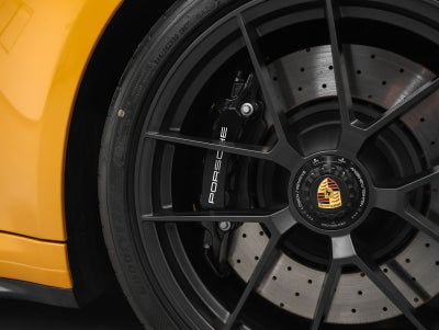 2025 Porsche 911 911 Carrera GTS