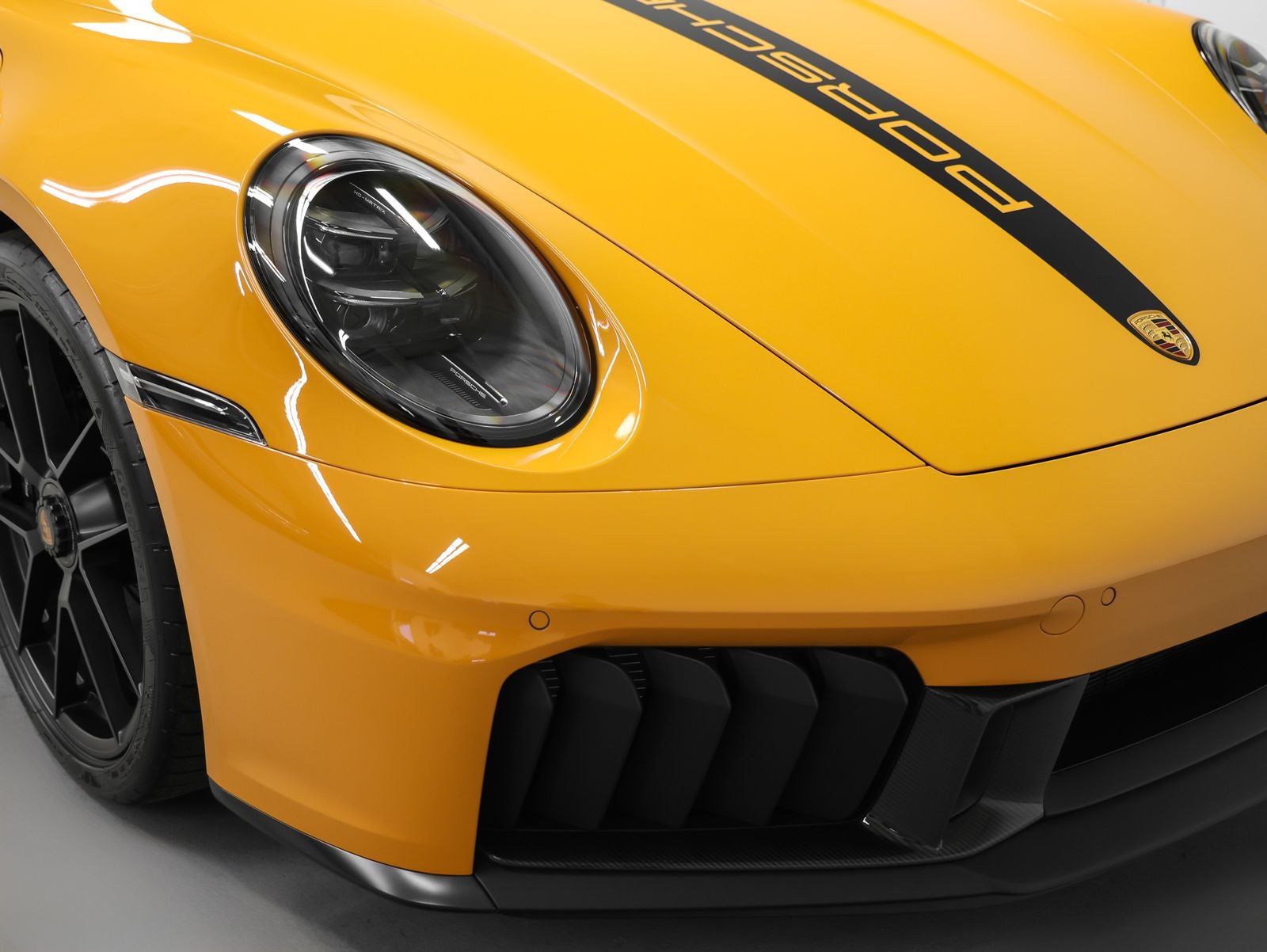 2025 Porsche 911 911 Carrera GTS