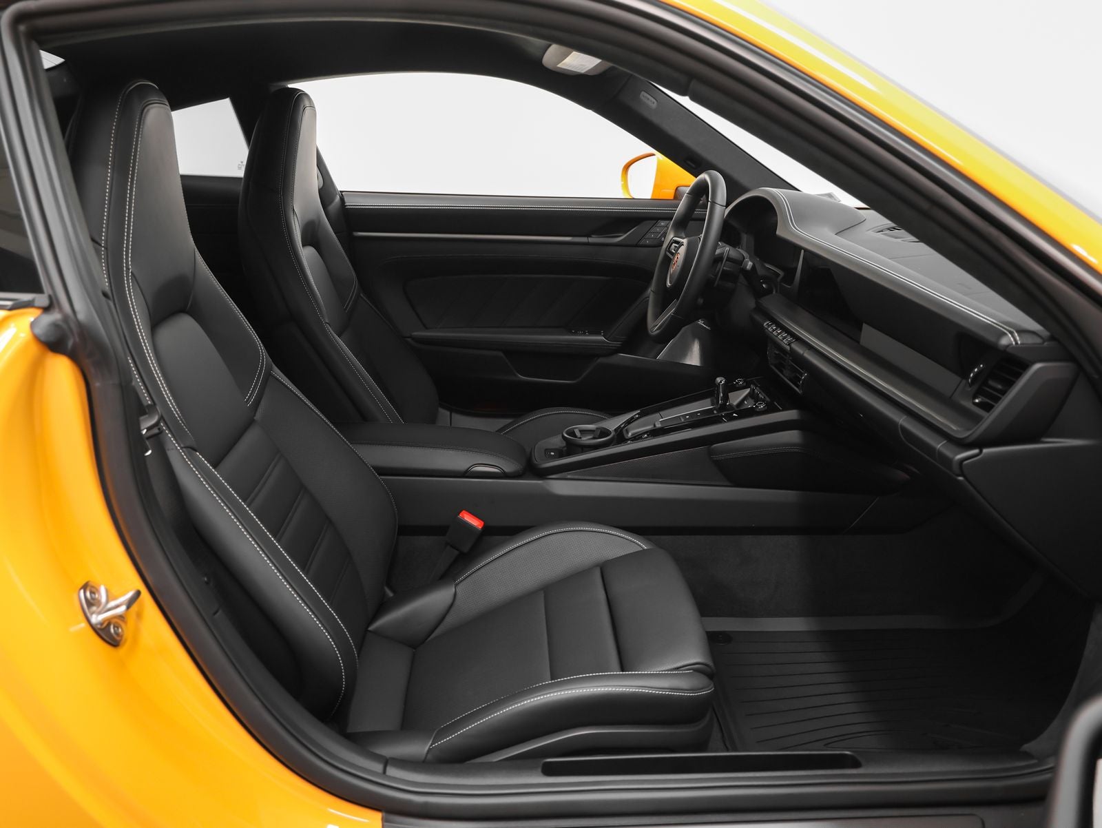 2025 Porsche 911 911 Carrera GTS