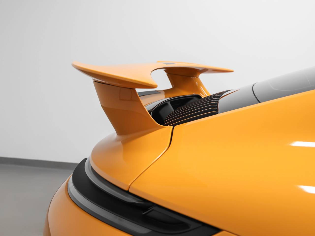 2025 Porsche 911 911 Carrera GTS