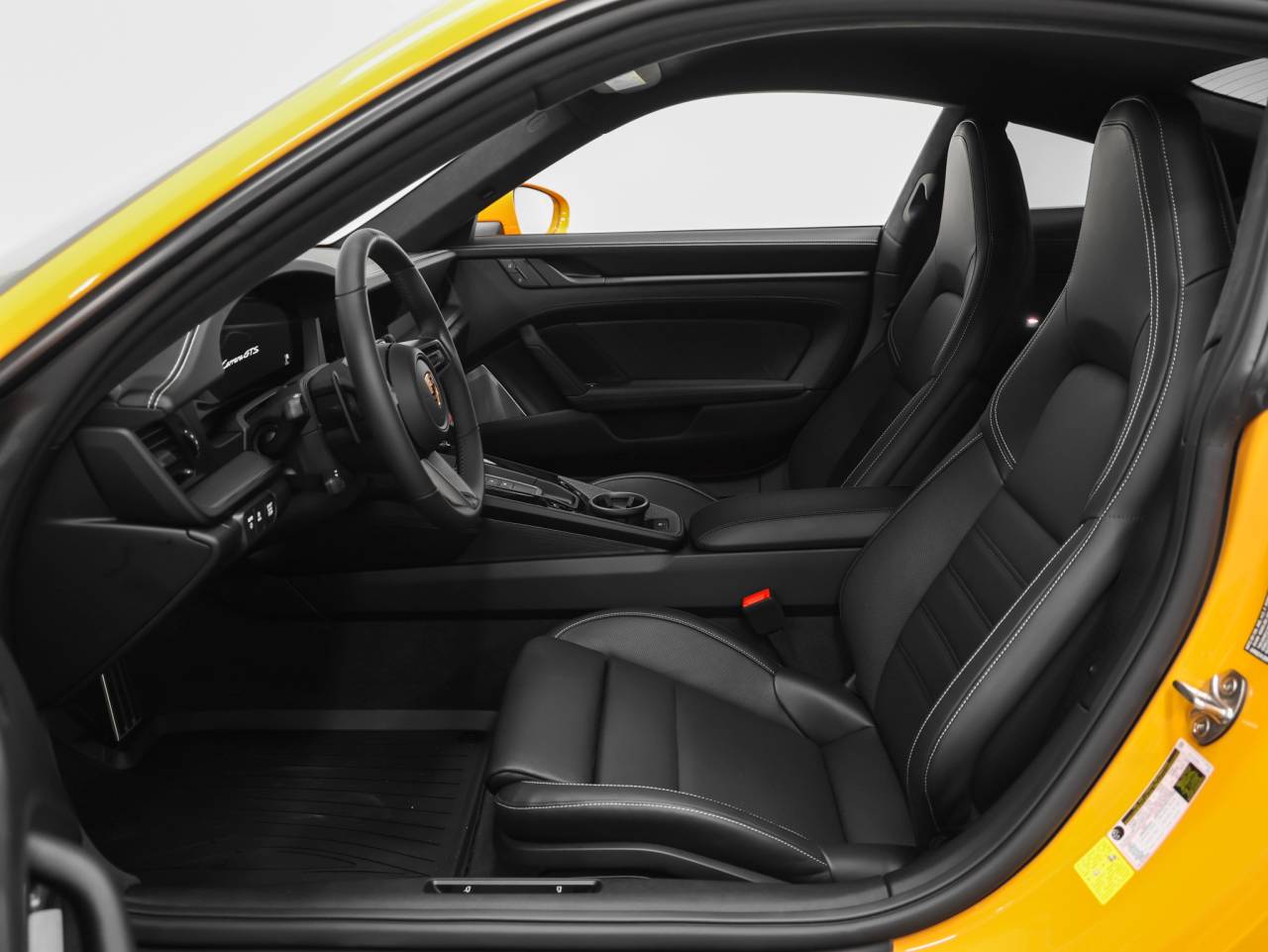 2025 Porsche 911 911 Carrera GTS