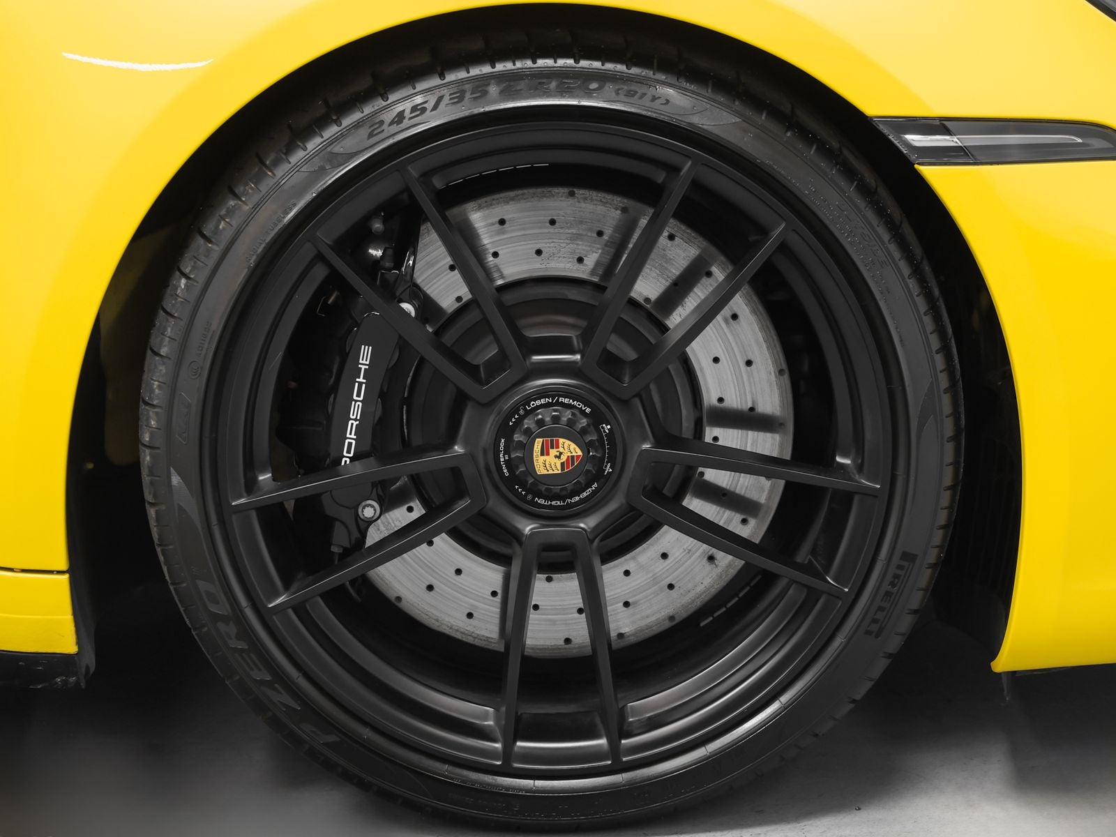 2024 Porsche 911 Carrera GTS