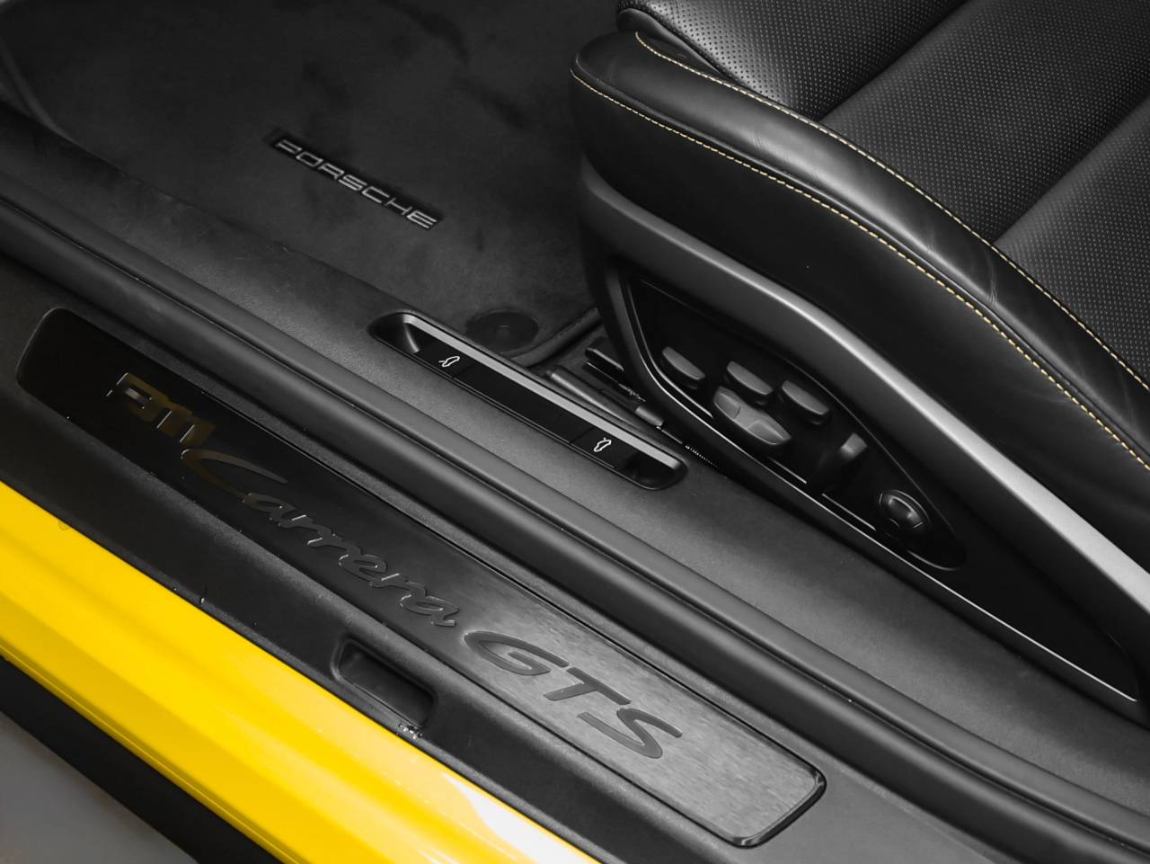 2024 Porsche 911 Carrera GTS