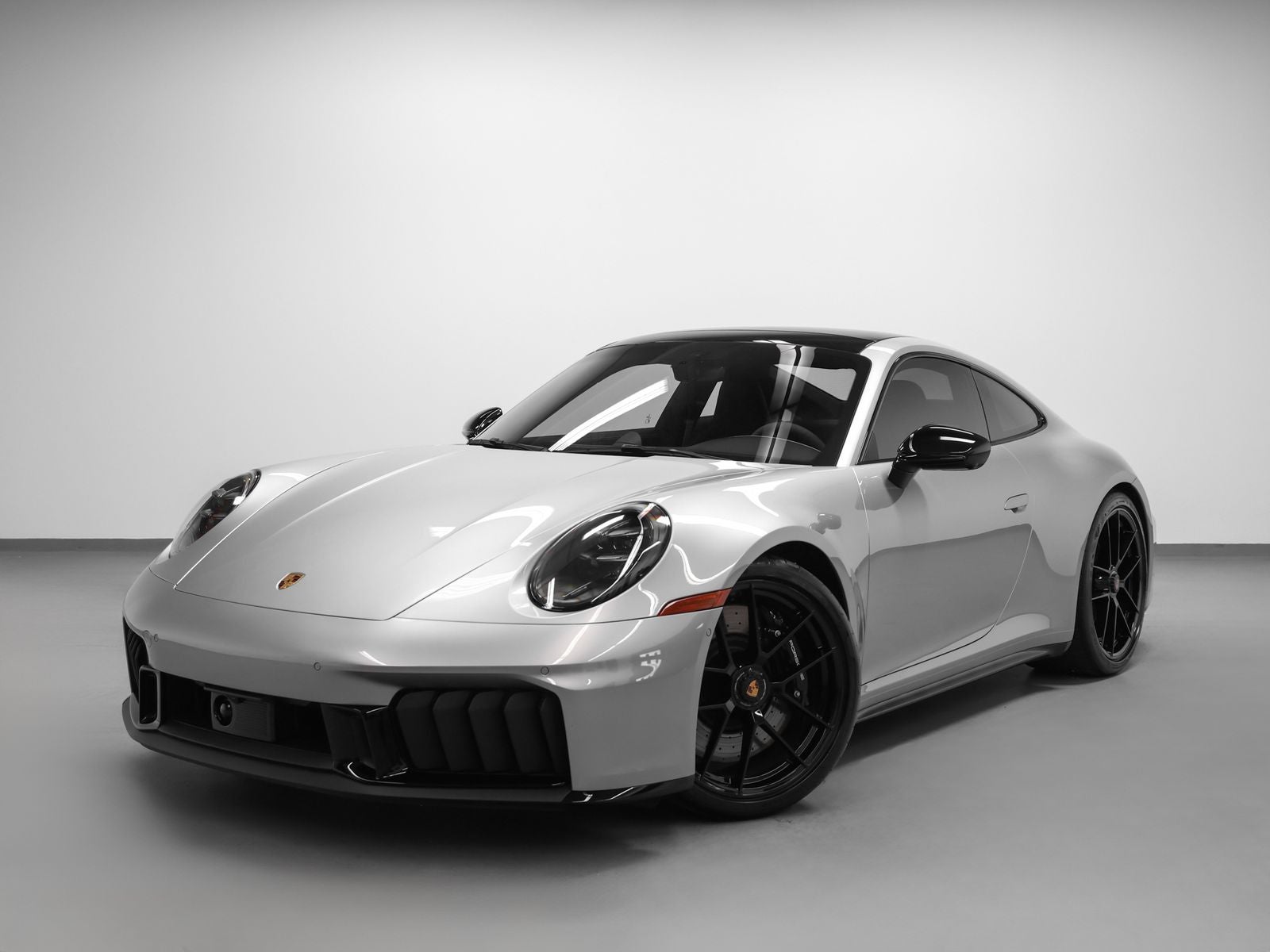 2025 Porsche 911 Carrera GTS