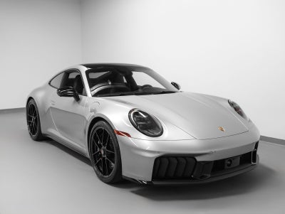 2025 Porsche 911 Carrera GTS