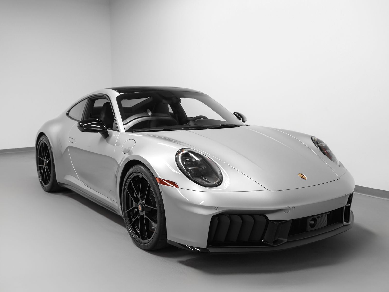 2025 Porsche 911 Carrera GTS
