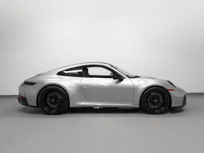 2025 Porsche 911 Carrera GTS