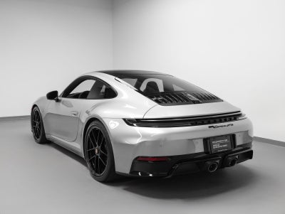 2025 Porsche 911 Carrera GTS