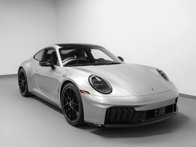 2025 Porsche 911 Carrera GTS