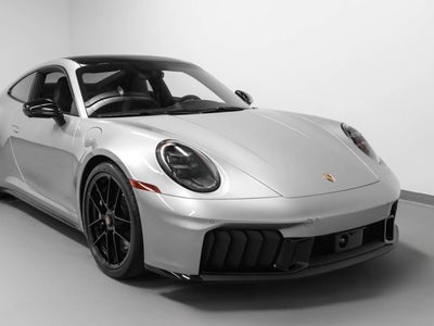2025 Porsche 911 Carrera GTS