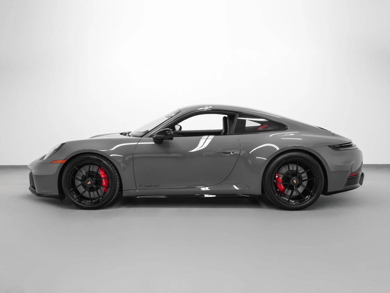 2026 Porsche 911 911 Carrera 4 GTS