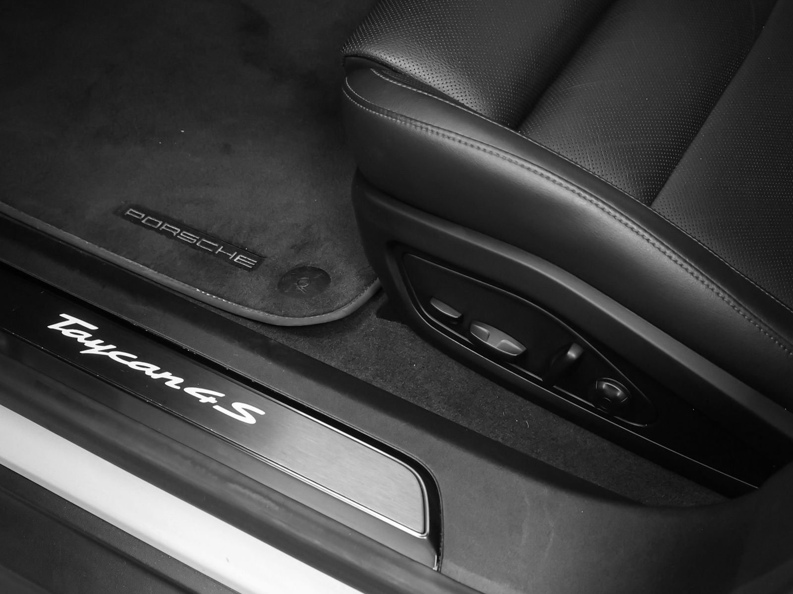 2021 Porsche Taycan Taycan 4S