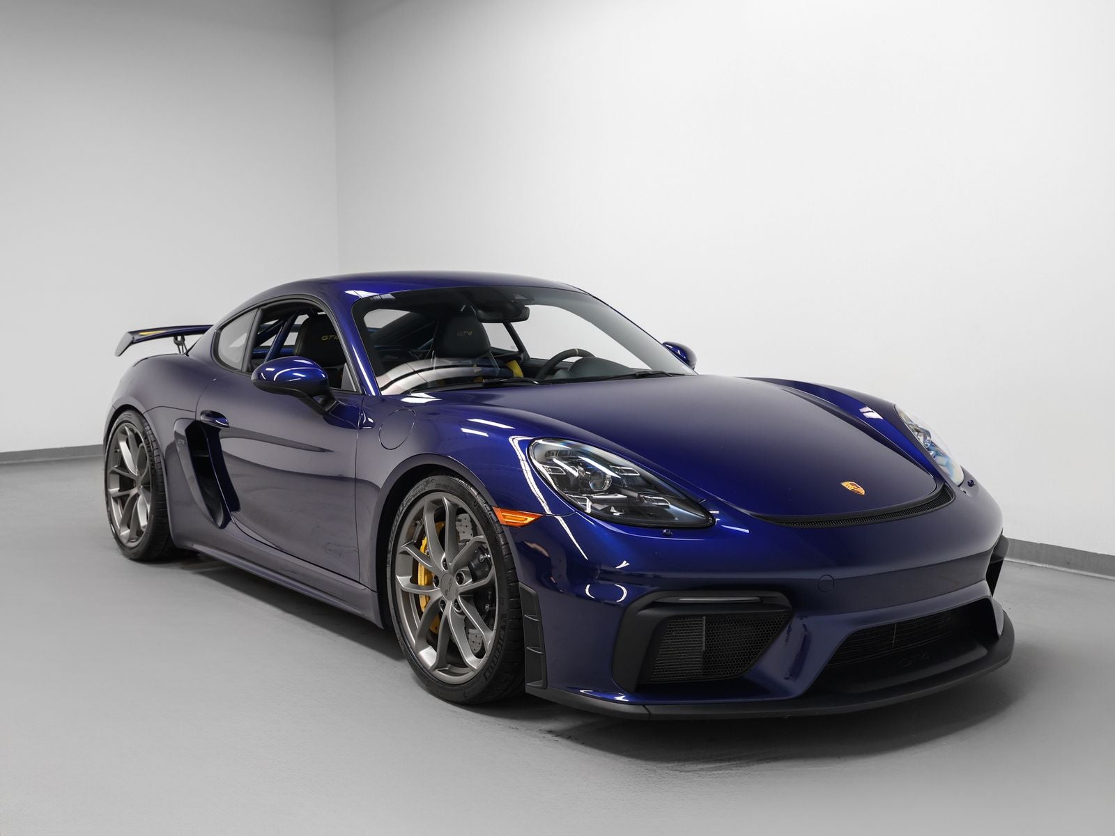 2022 Porsche 718 Cayman GT4