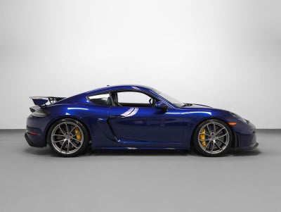 2022 Porsche 718 Cayman GT4