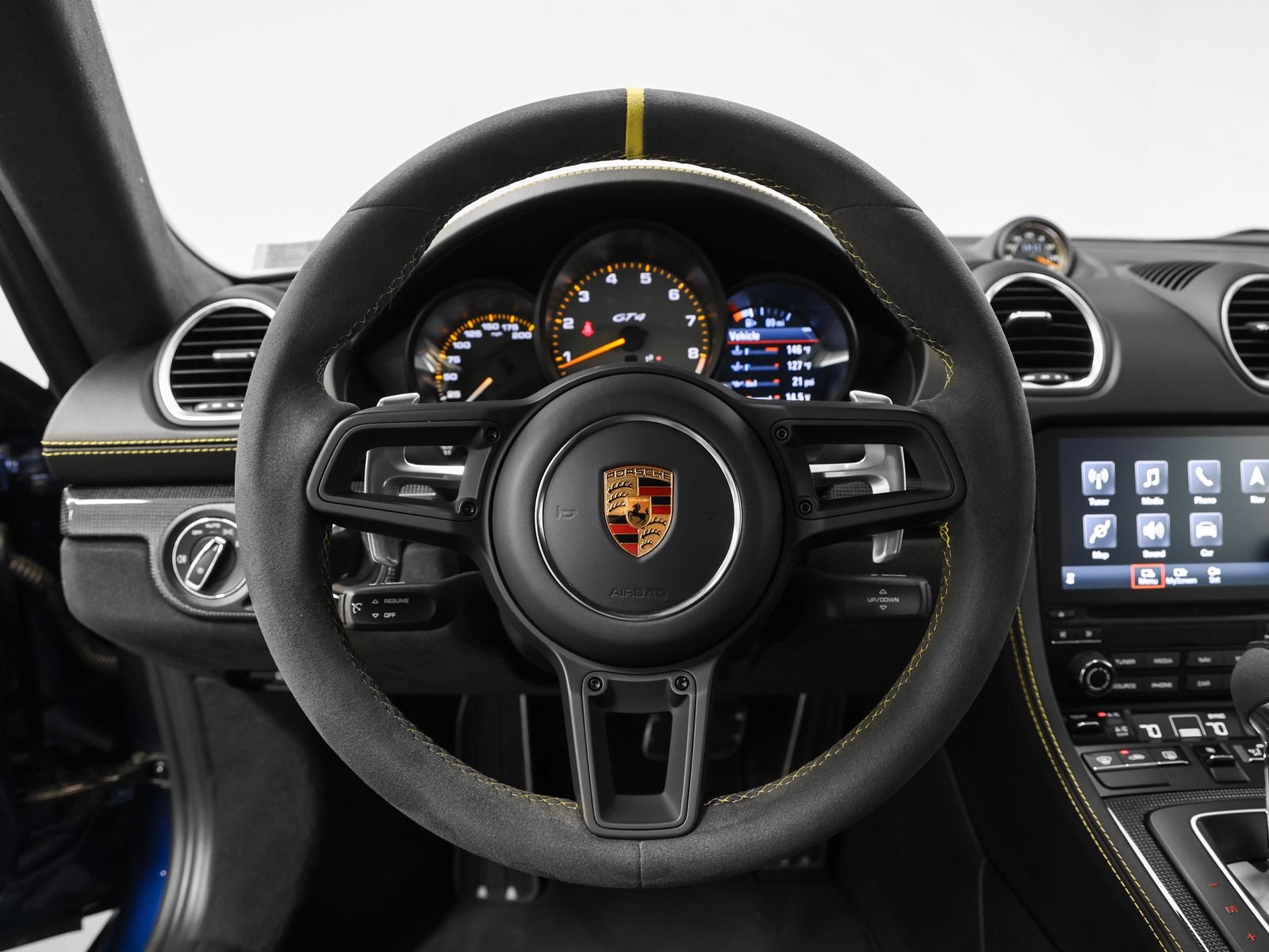 2022 Porsche 718 Cayman GT4
