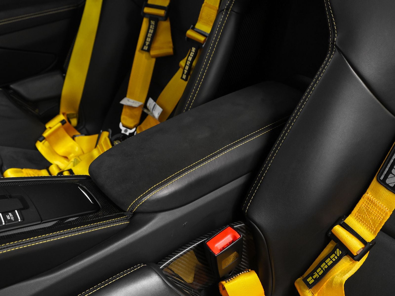 2022 Porsche 718 Cayman GT4