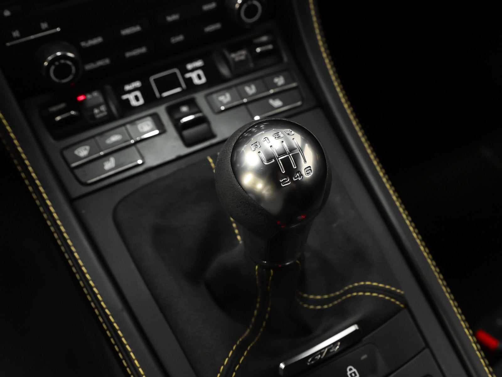 2021 Porsche 718 718 Cayman GT4
