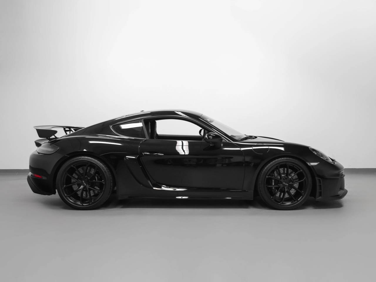 2021 Porsche 718 718 Cayman GT4