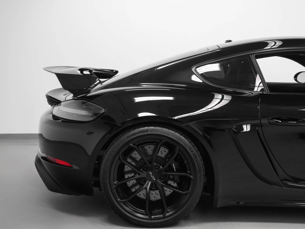 2021 Porsche 718 718 Cayman GT4