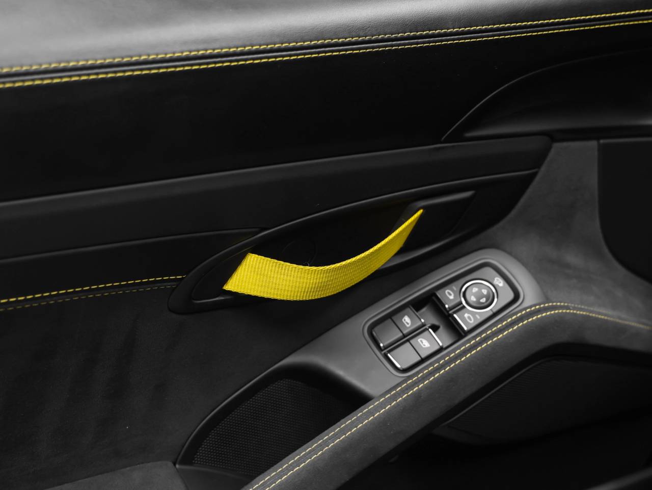 2021 Porsche 718 718 Cayman GT4