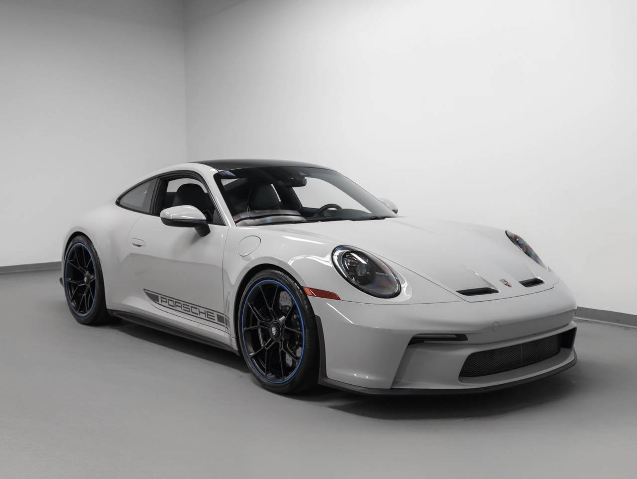 2022 Porsche 911 911 GT3 with Touring Package