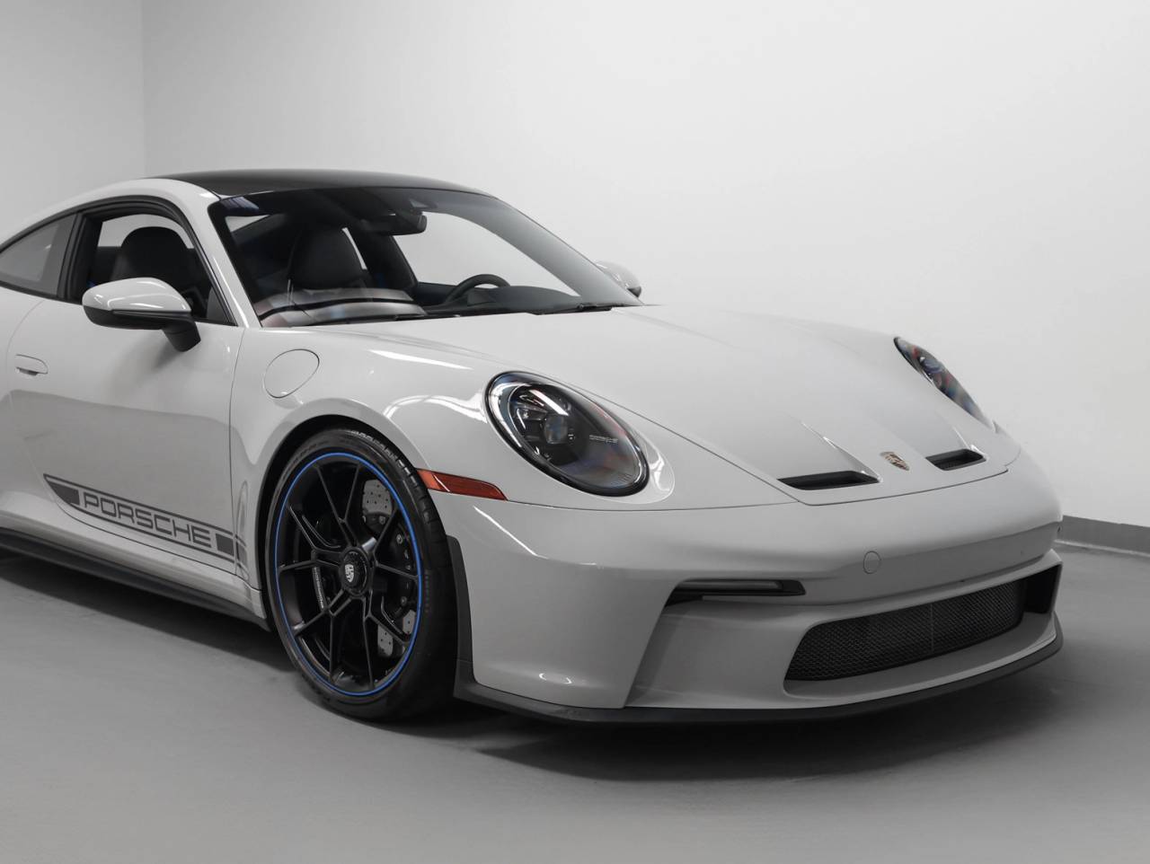 2022 Porsche 911 911 GT3 with Touring Package