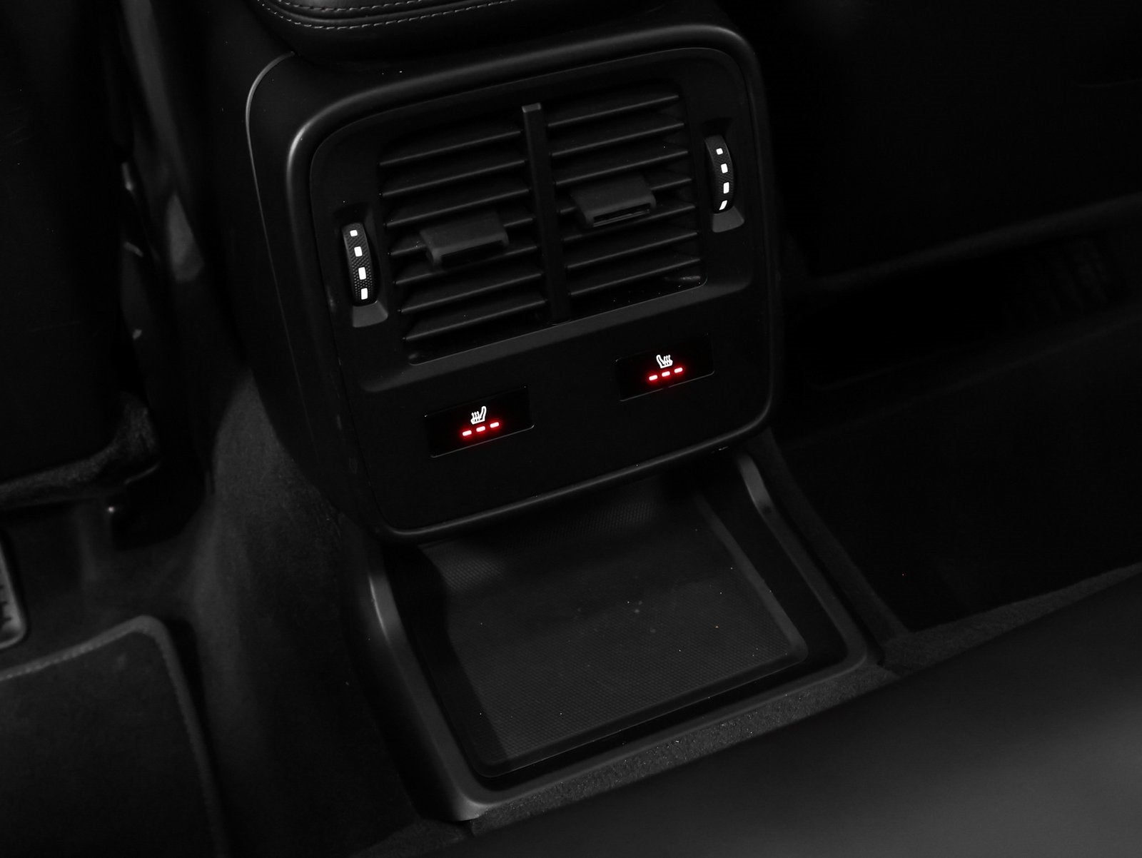 2021 Porsche Taycan Taycan Turbo