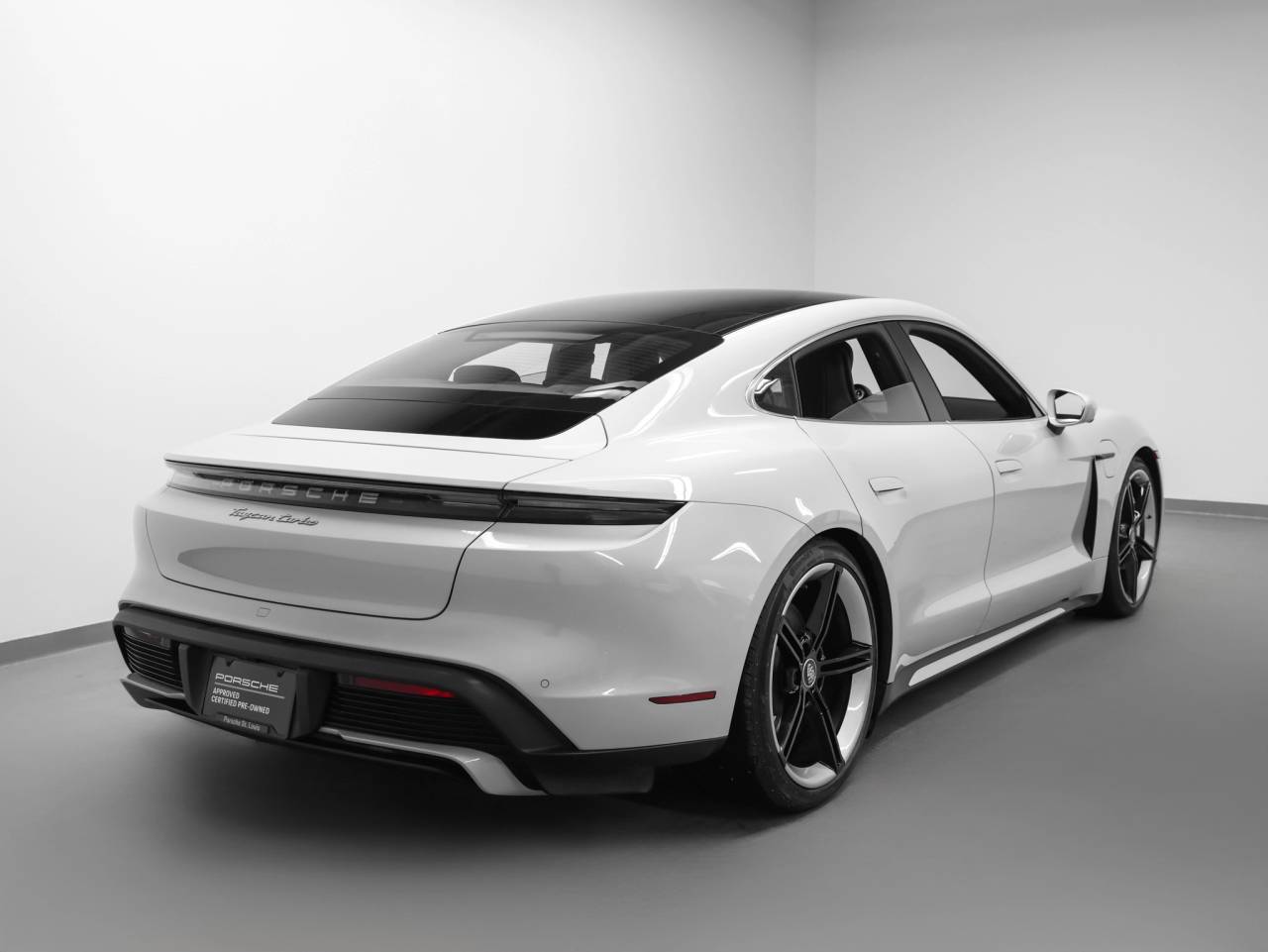 2021 Porsche Taycan Taycan Turbo