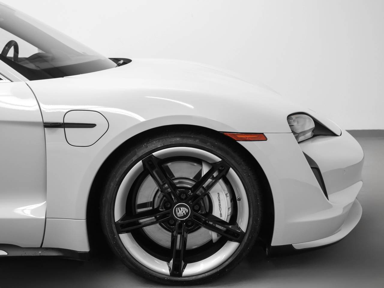 2021 Porsche Taycan Taycan Turbo