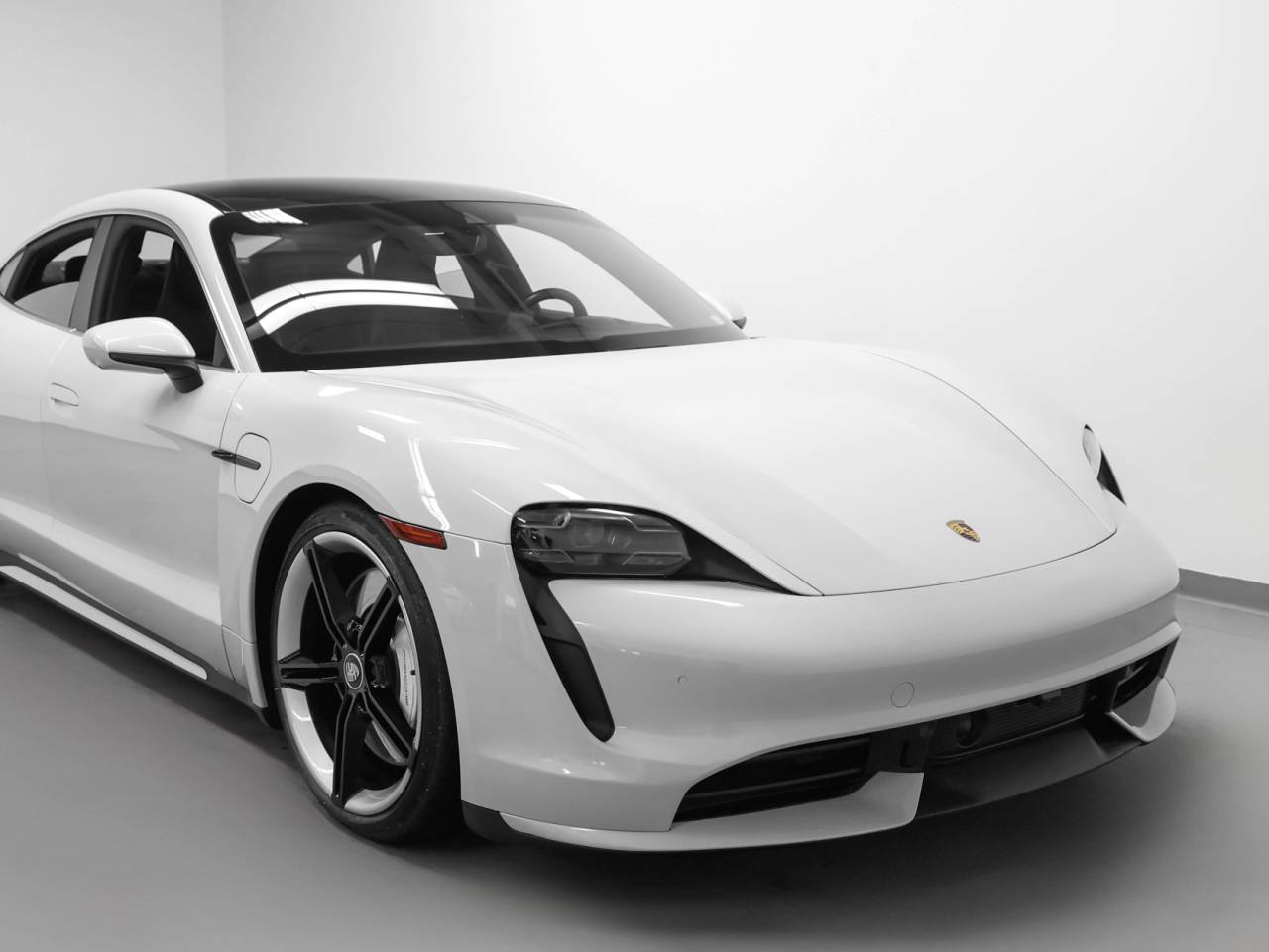 2021 Porsche Taycan Taycan Turbo