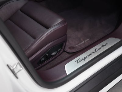 2024 Porsche Taycan Taycan Turbo (MY24)