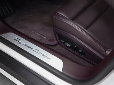 2024 Porsche Taycan Taycan Turbo (MY24)