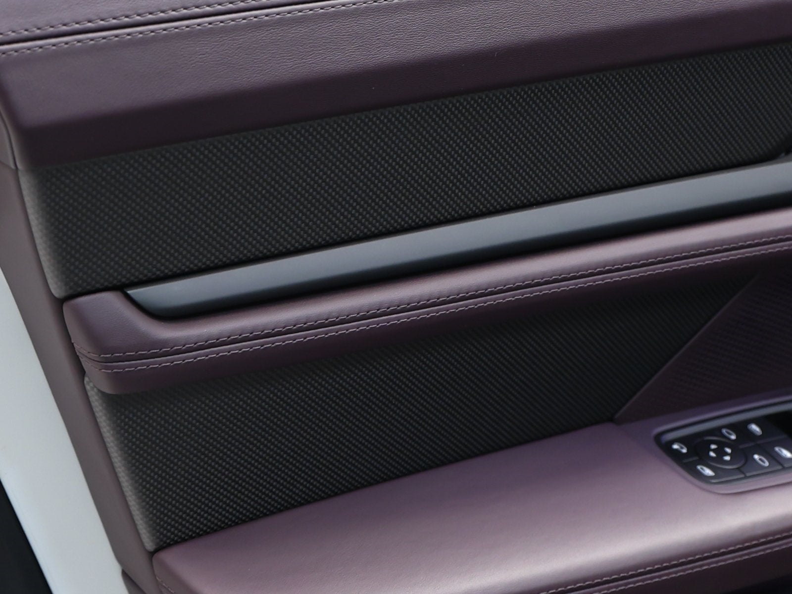 2024 Porsche Taycan Taycan Turbo (MY24)