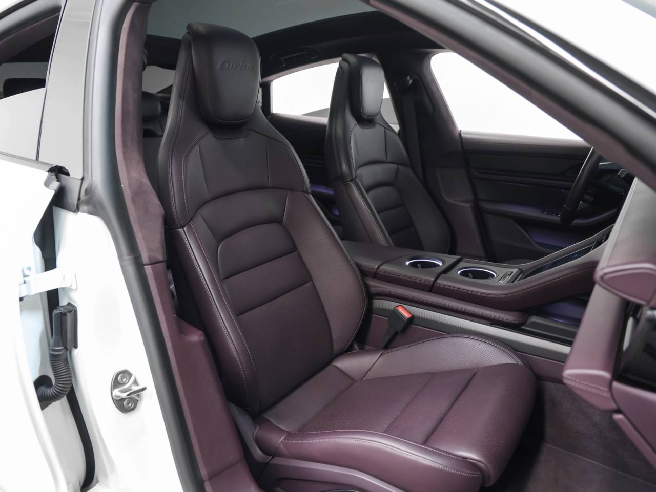 2024 Porsche Taycan Taycan Turbo (MY24)