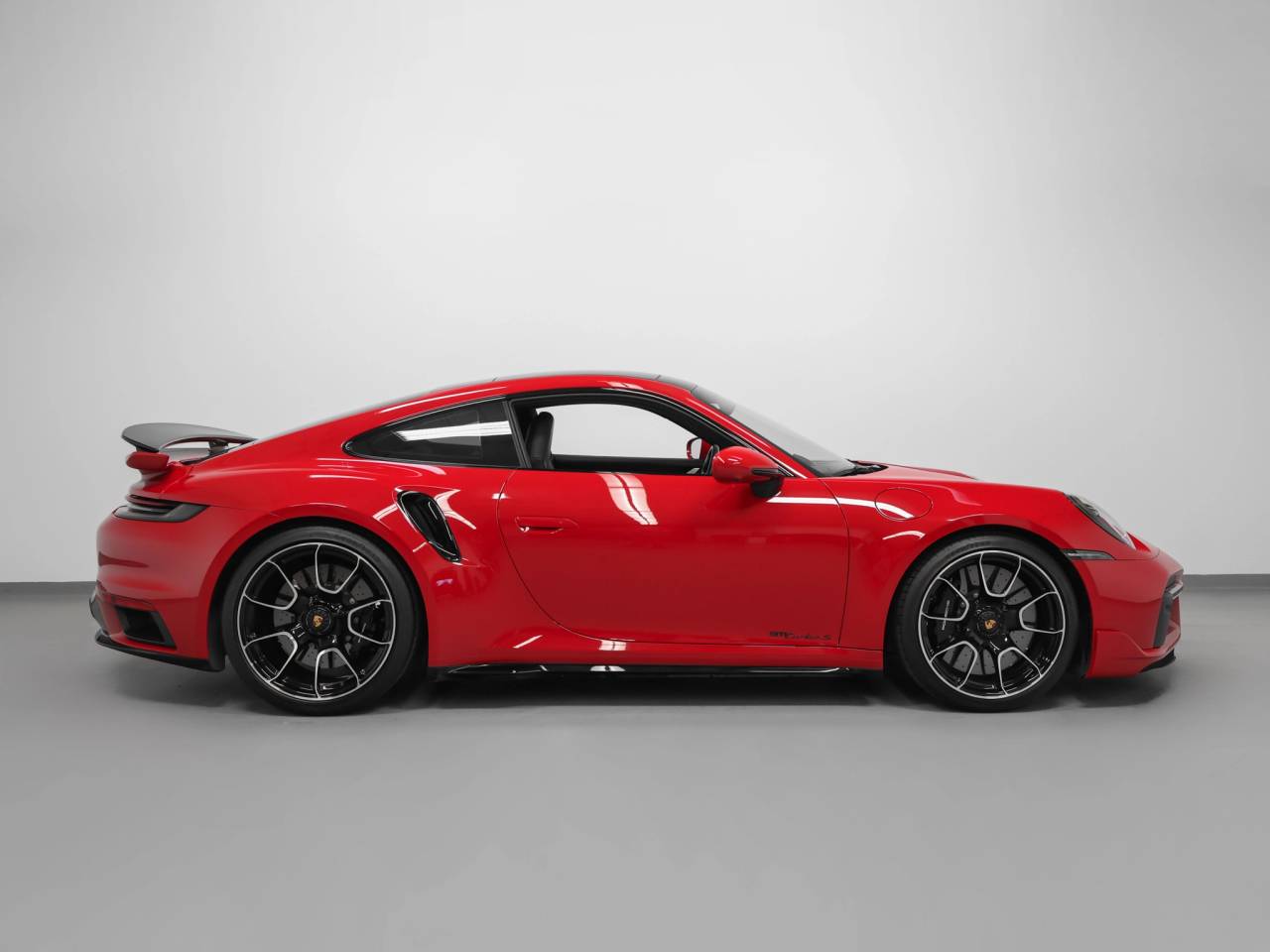 2021 Porsche 911 Turbo S