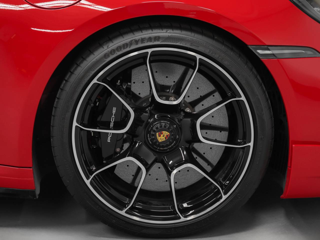 2021 Porsche 911 Turbo S