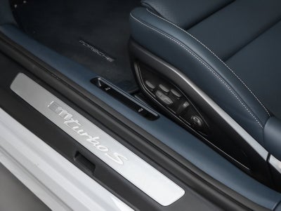 2025 Porsche 911 911 Turbo S