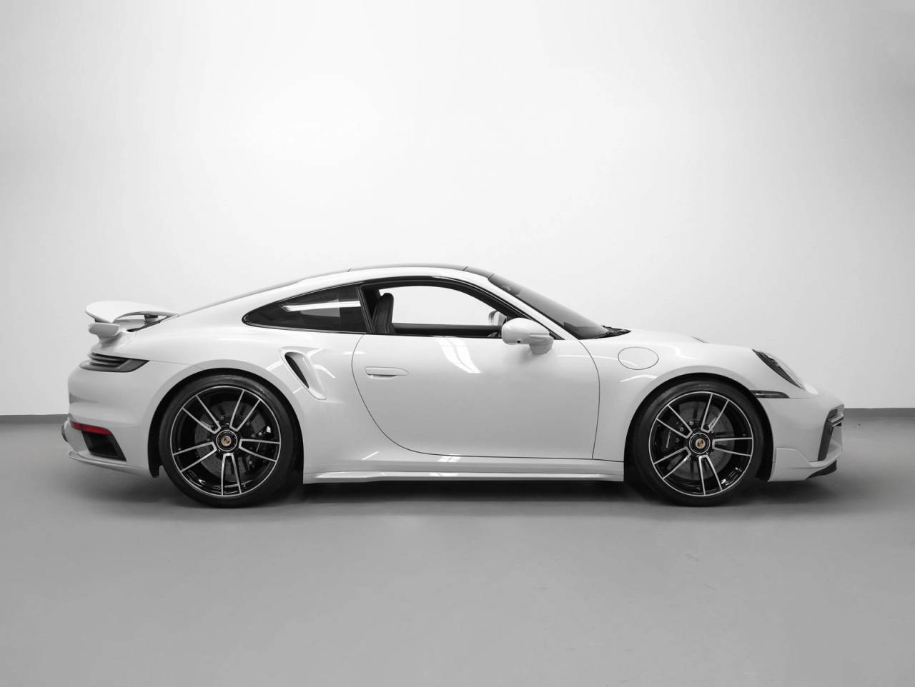 2025 Porsche 911 911 Turbo S