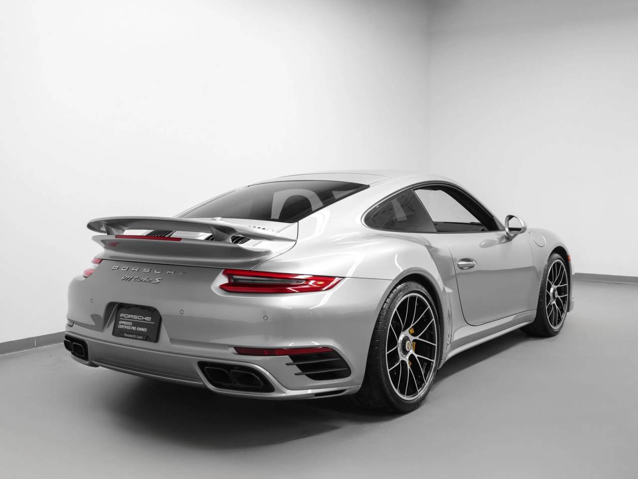 2017 Porsche 911 Turbo S