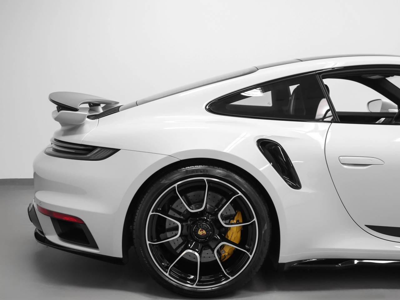 2025 Porsche 911 911 Turbo S