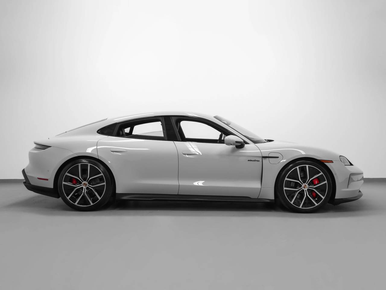 2026 Porsche Taycan Taycan GTS