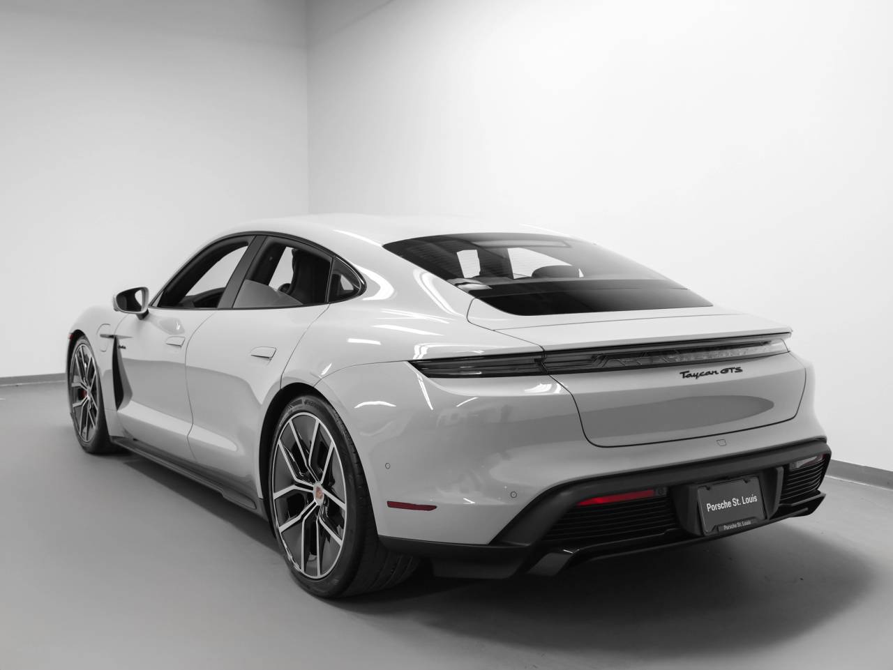 2026 Porsche Taycan Taycan GTS