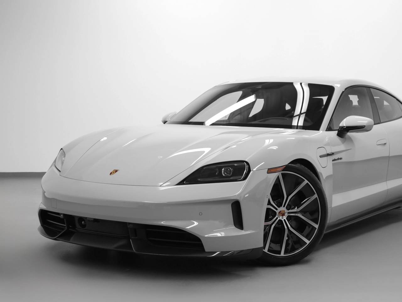2026 Porsche Taycan Taycan GTS